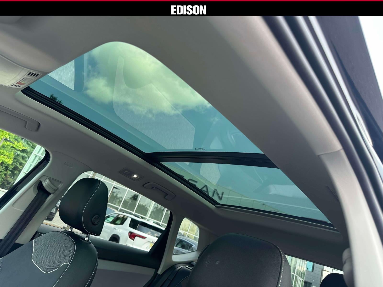 2023 Volkswagen Taos SE 4MOTION *Ltd Avail*