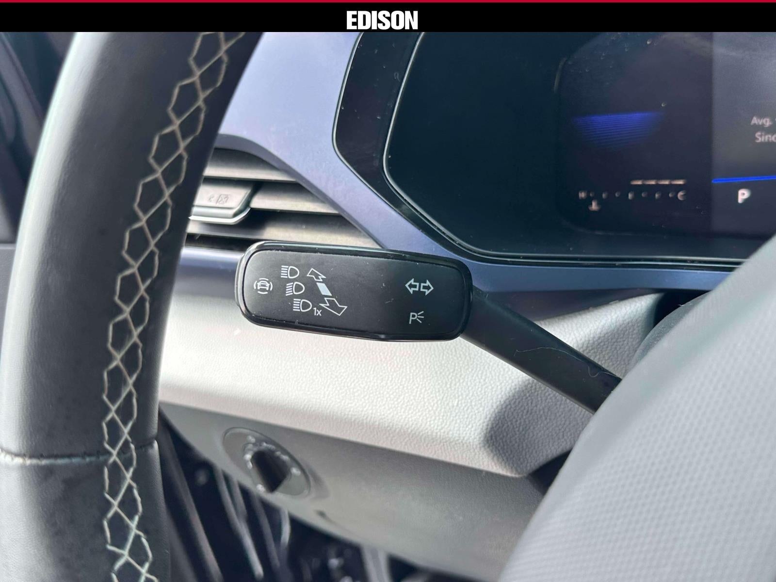 2023 Volkswagen Taos SE 4MOTION *Ltd Avail*