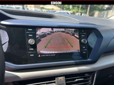 2023 Volkswagen Taos SE 4MOTION *Ltd Avail*