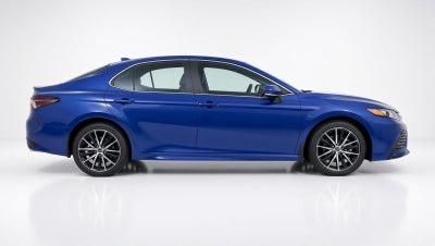 2024 Toyota Camry SE Auto (Natl)