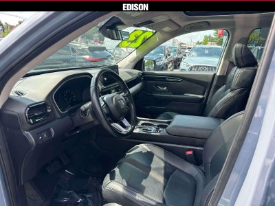 2023 Honda Pilot Touring AWD