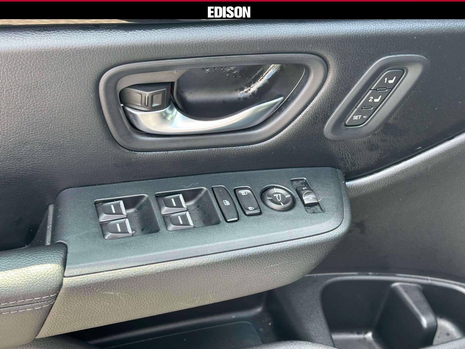 2023 Honda Pilot Touring AWD