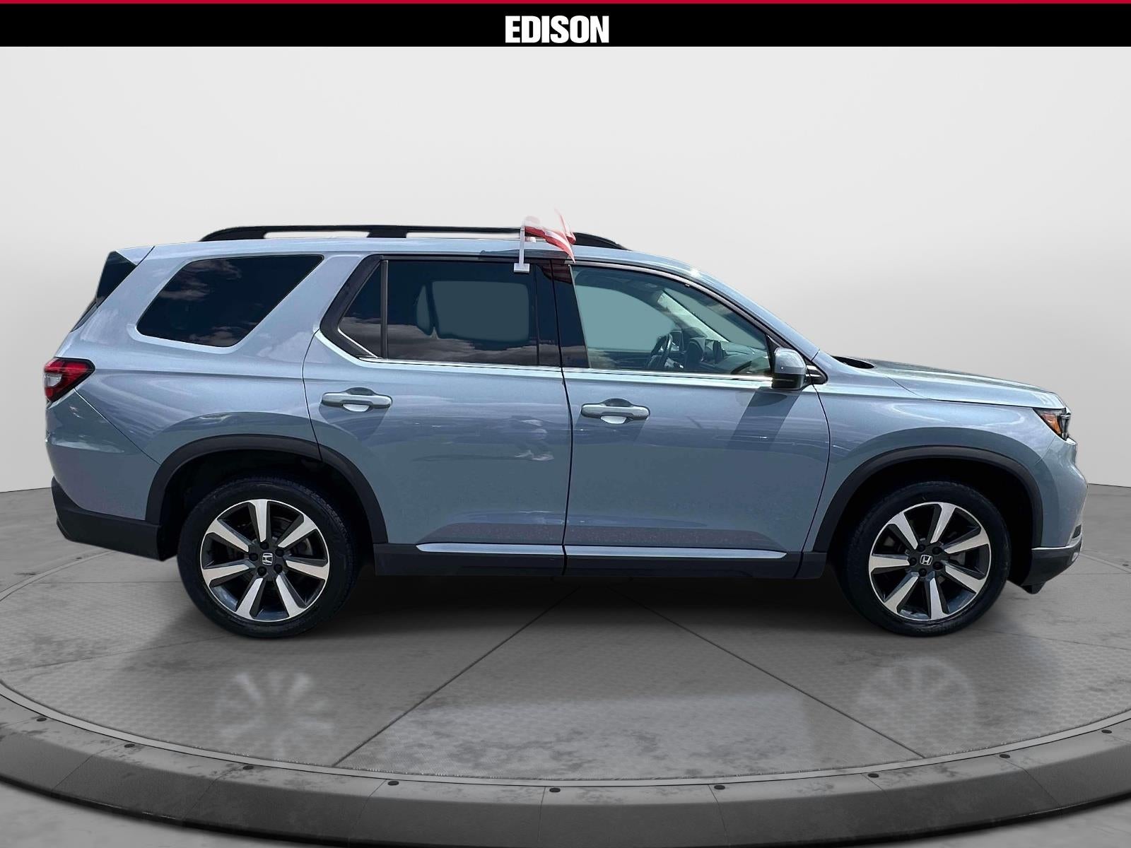 2023 Honda Pilot Touring AWD