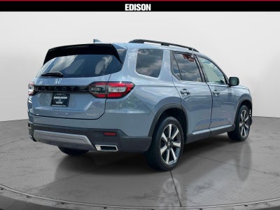 2023 Honda Pilot Touring AWD