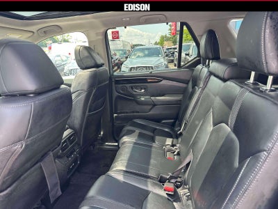 2023 Honda Pilot Touring AWD