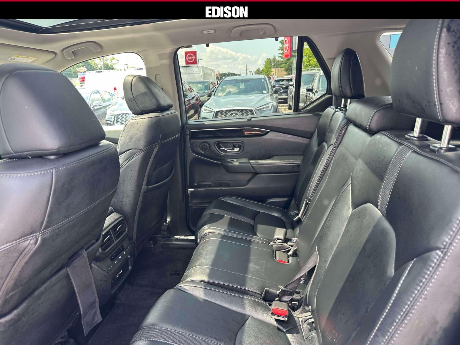2023 Honda Pilot Touring AWD