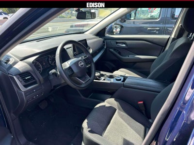2025 Nissan Rogue AWD SV