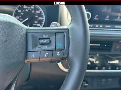 2025 Nissan Rogue AWD SV