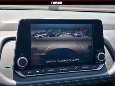 2025 Nissan Rogue AWD SV