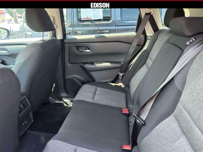 2025 Nissan Rogue AWD SV