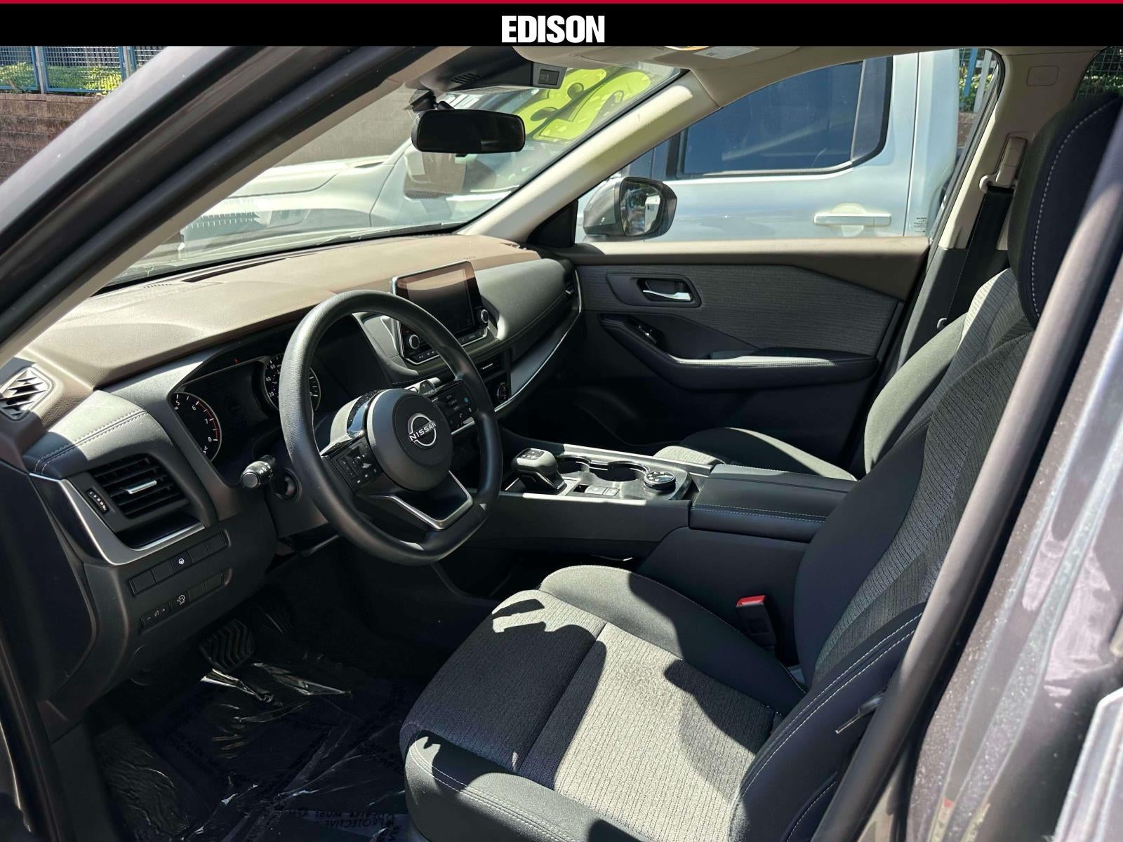 2023 Nissan Rogue AWD SV