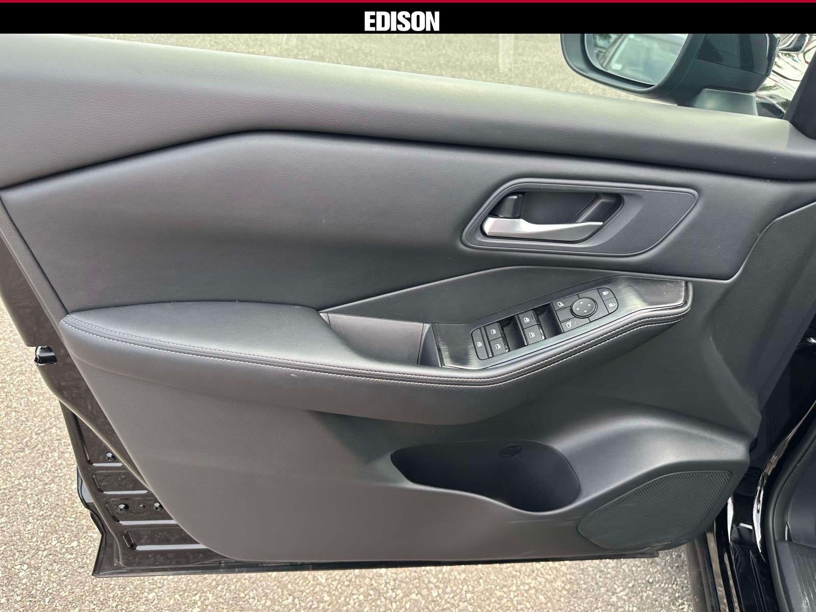 2026 Nissan Rogue AWD SV *Ltd Avail*