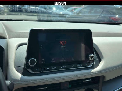 2025 Nissan Rogue AWD SV