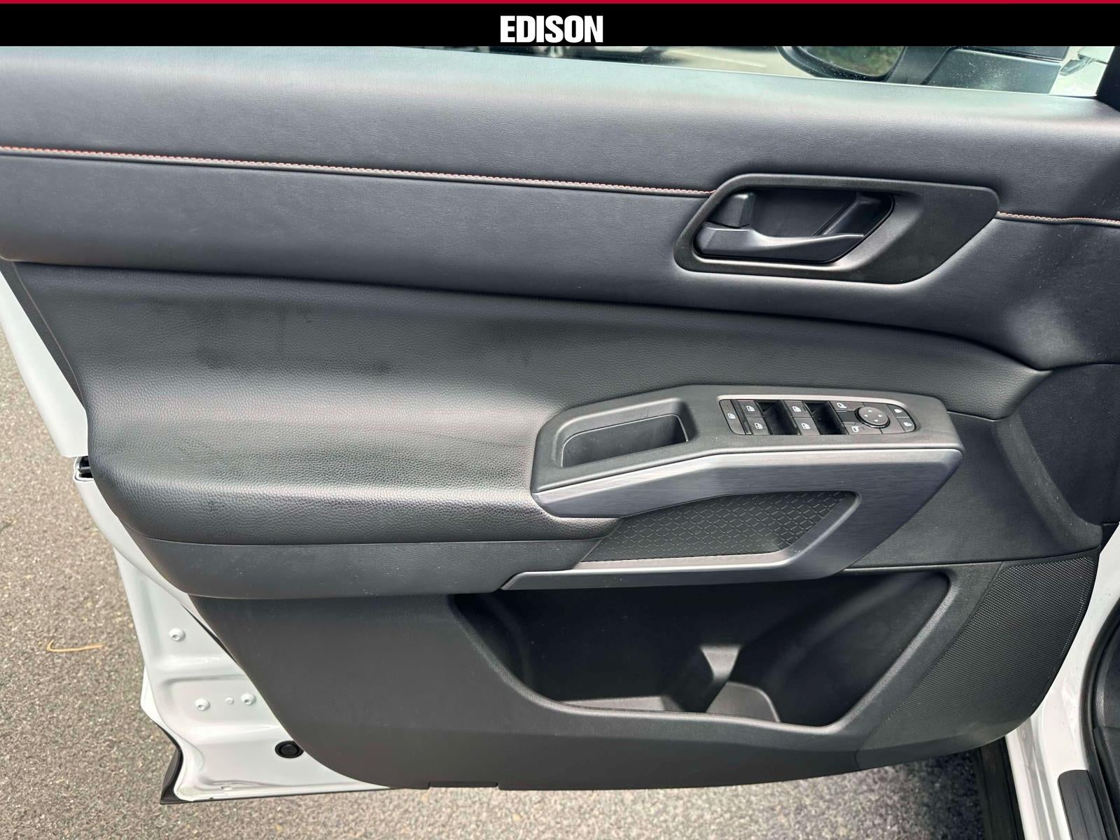2023 Nissan Pathfinder Rock Creek 4WD