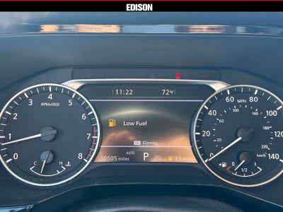 2025 Nissan Pathfinder SL 4WD