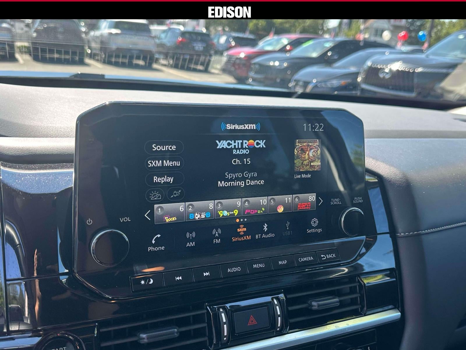 2025 Nissan Pathfinder SL 4WD