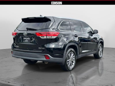 2019 Toyota Highlander SE V6 AWD (Natl)