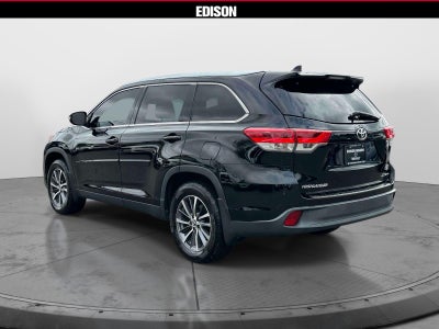2019 Toyota Highlander SE V6 AWD (Natl)