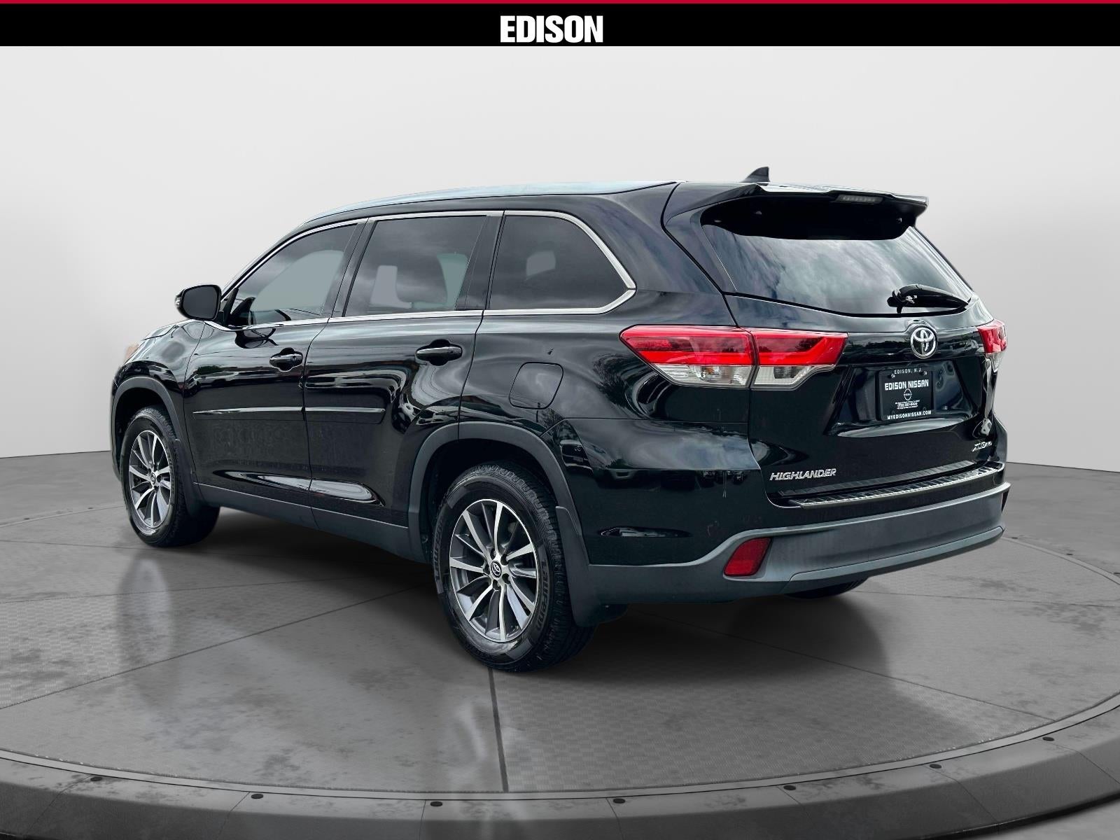 2019 Toyota Highlander SE V6 AWD (Natl)