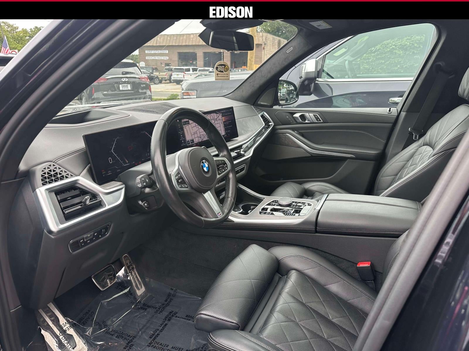 2023 BMW X7 xDrive40i Sports Activity Vehicle