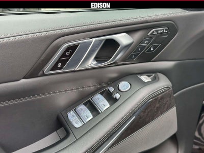 2023 BMW X7 xDrive40i Sports Activity Vehicle