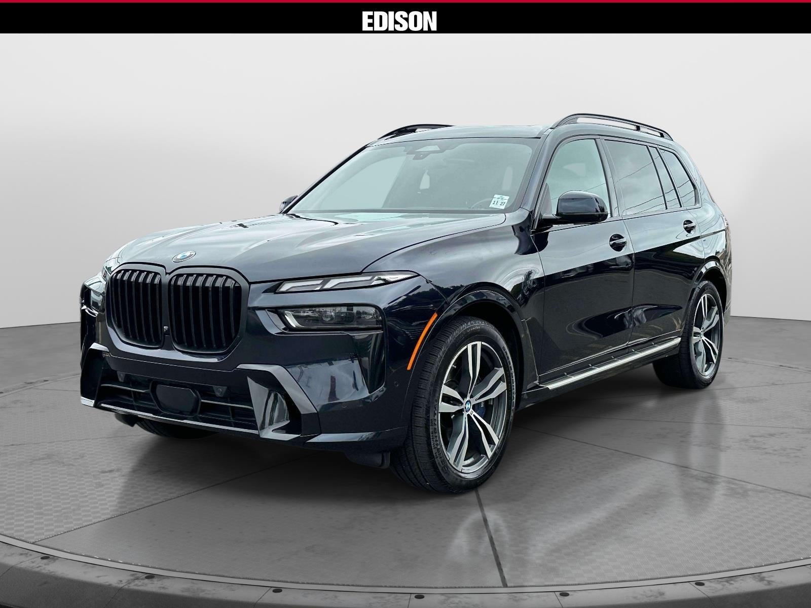 2023 BMW X7 xDrive40i Sports Activity Vehicle