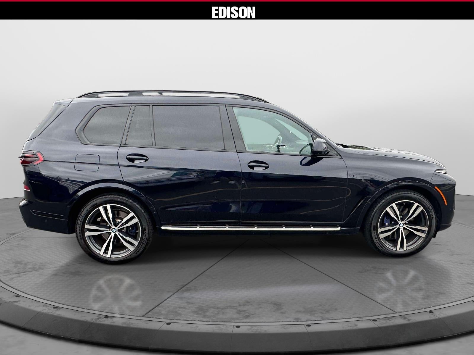 2023 BMW X7 xDrive40i Sports Activity Vehicle