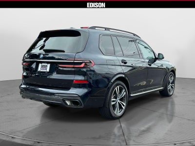 2023 BMW X7 xDrive40i Sports Activity Vehicle