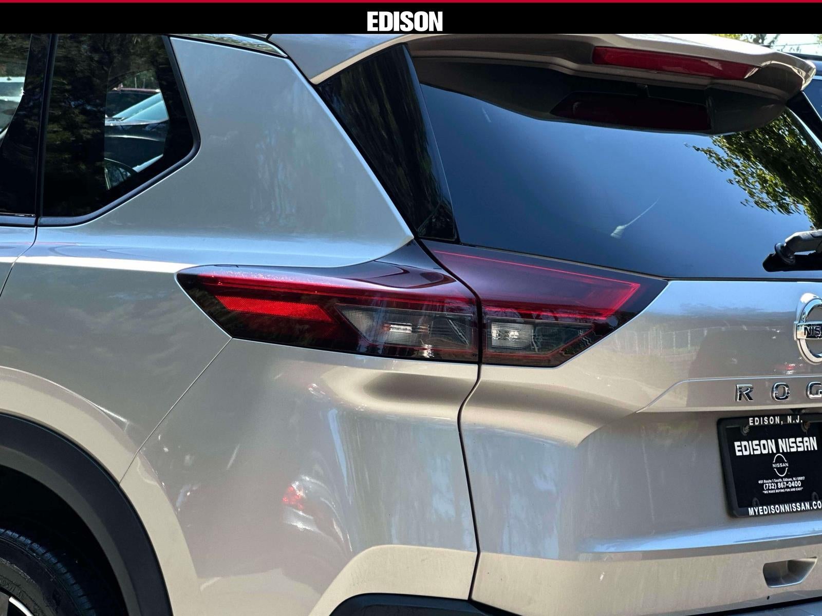 2021 Nissan Rogue AWD SL
