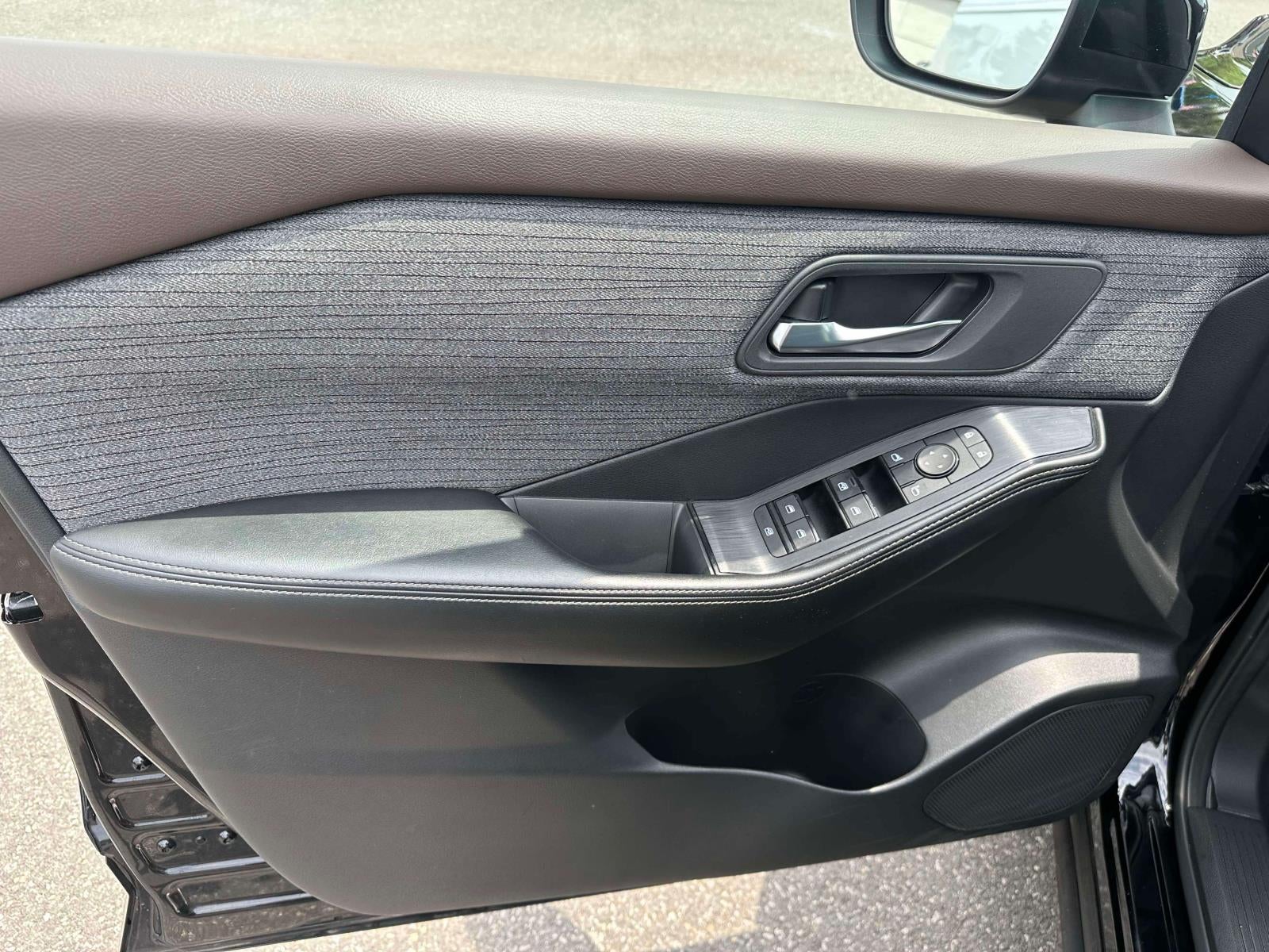 2023 Nissan Rogue AWD SV