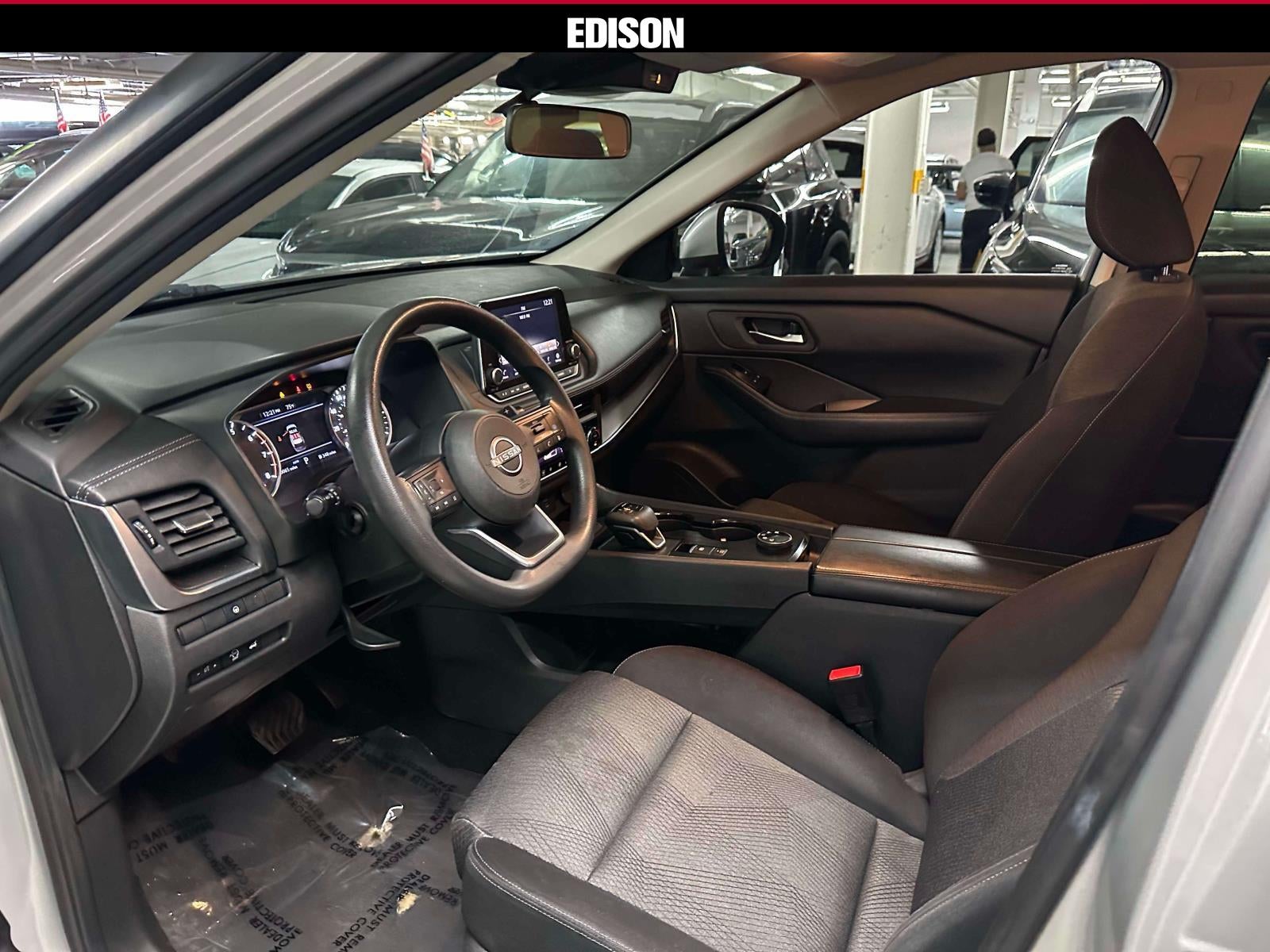2024 Nissan Rogue AWD SV