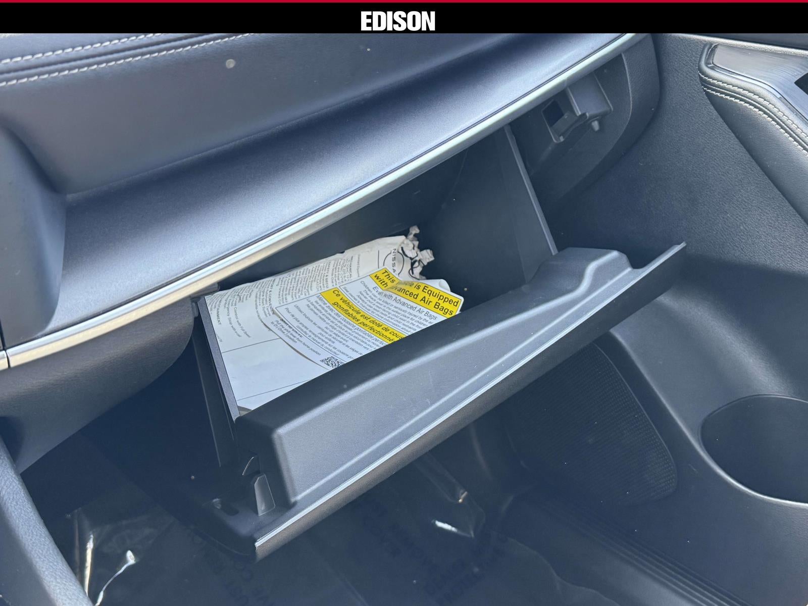 2025 Nissan Rogue AWD SV