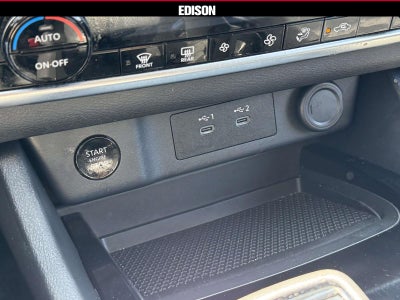 2025 Nissan Rogue AWD SV