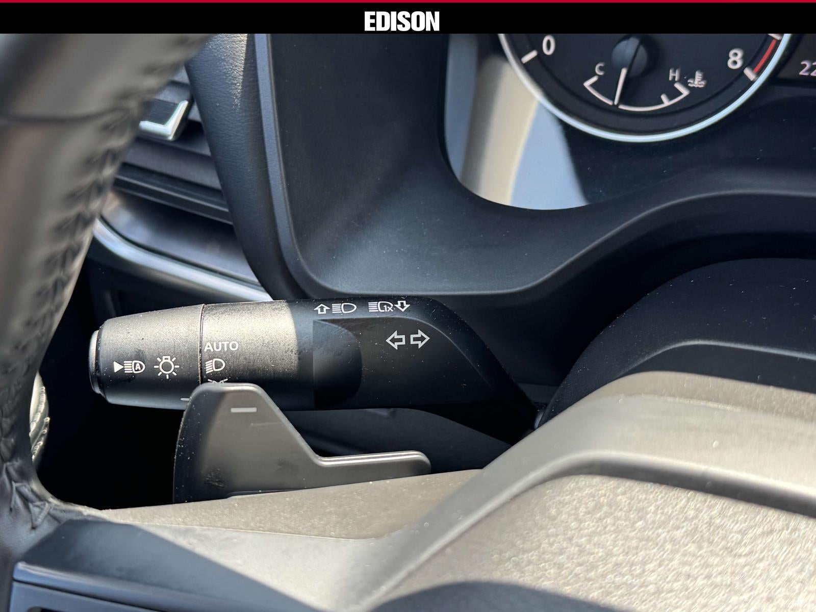 2025 Nissan Rogue AWD SV