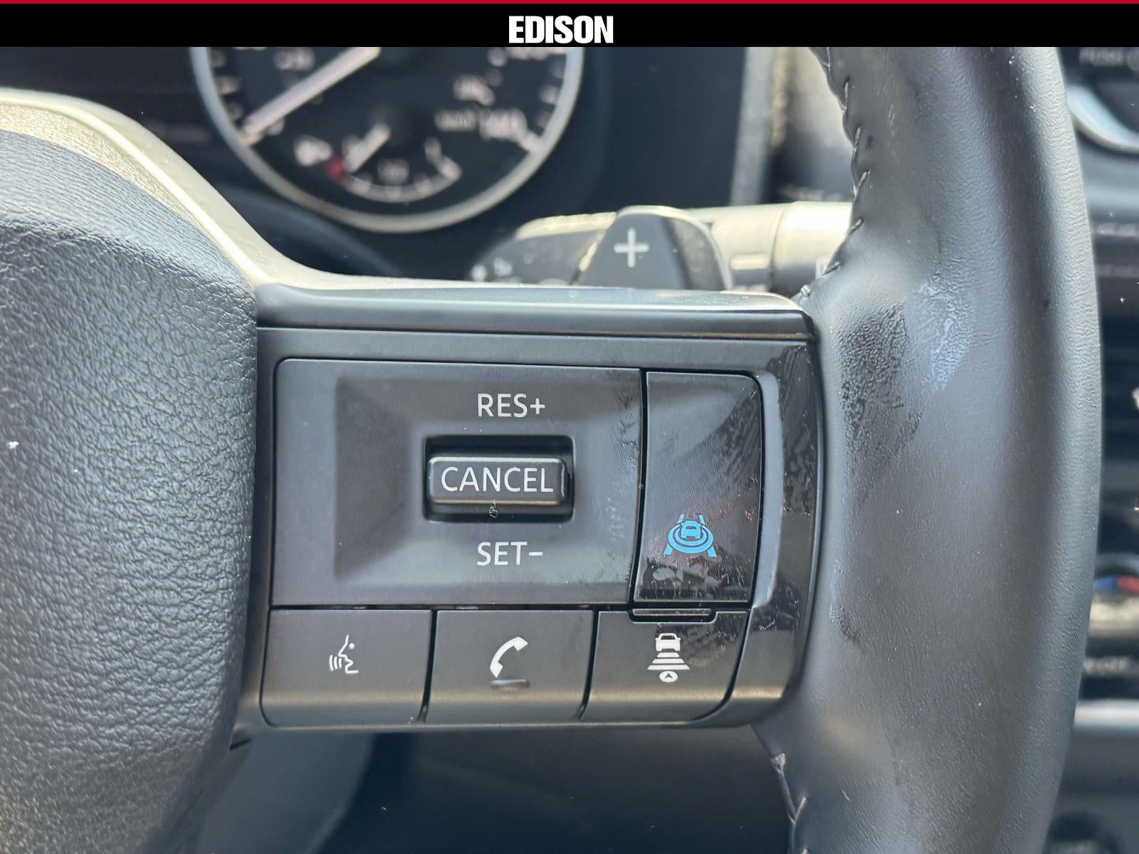2025 Nissan Rogue AWD SV