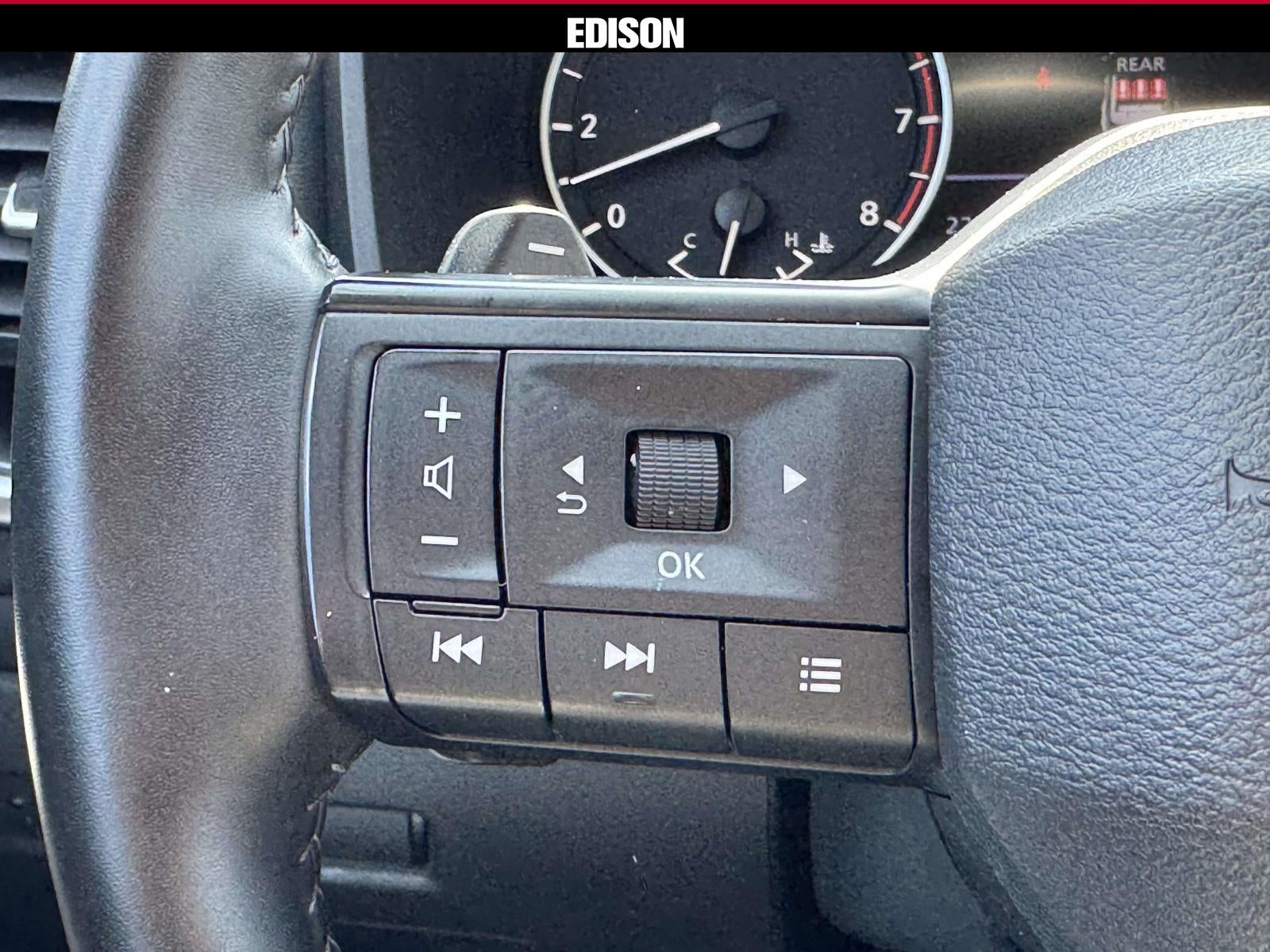 2025 Nissan Rogue AWD SV