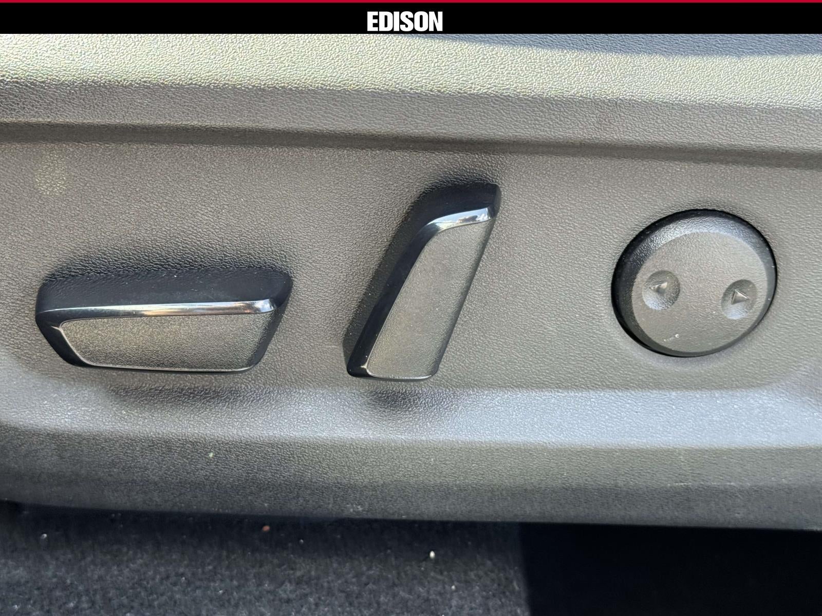 2025 Nissan Rogue AWD SV
