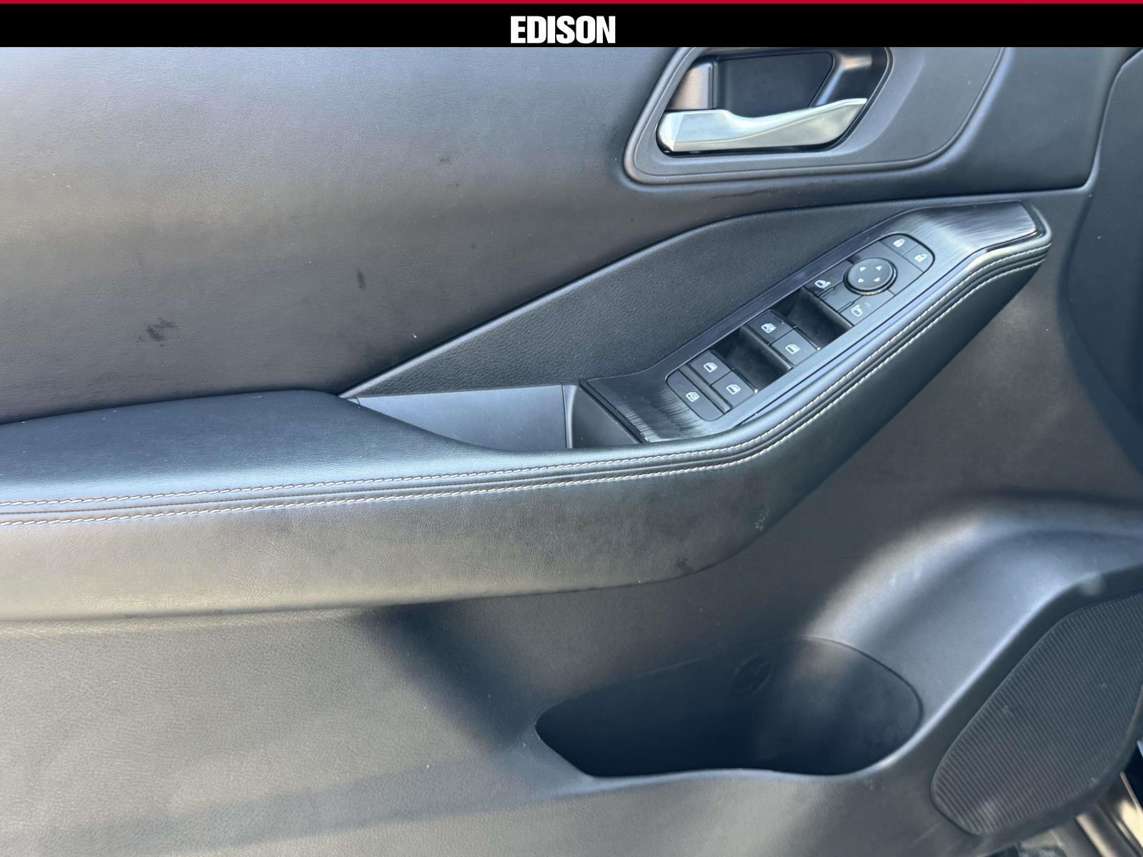 2025 Nissan Rogue AWD SV