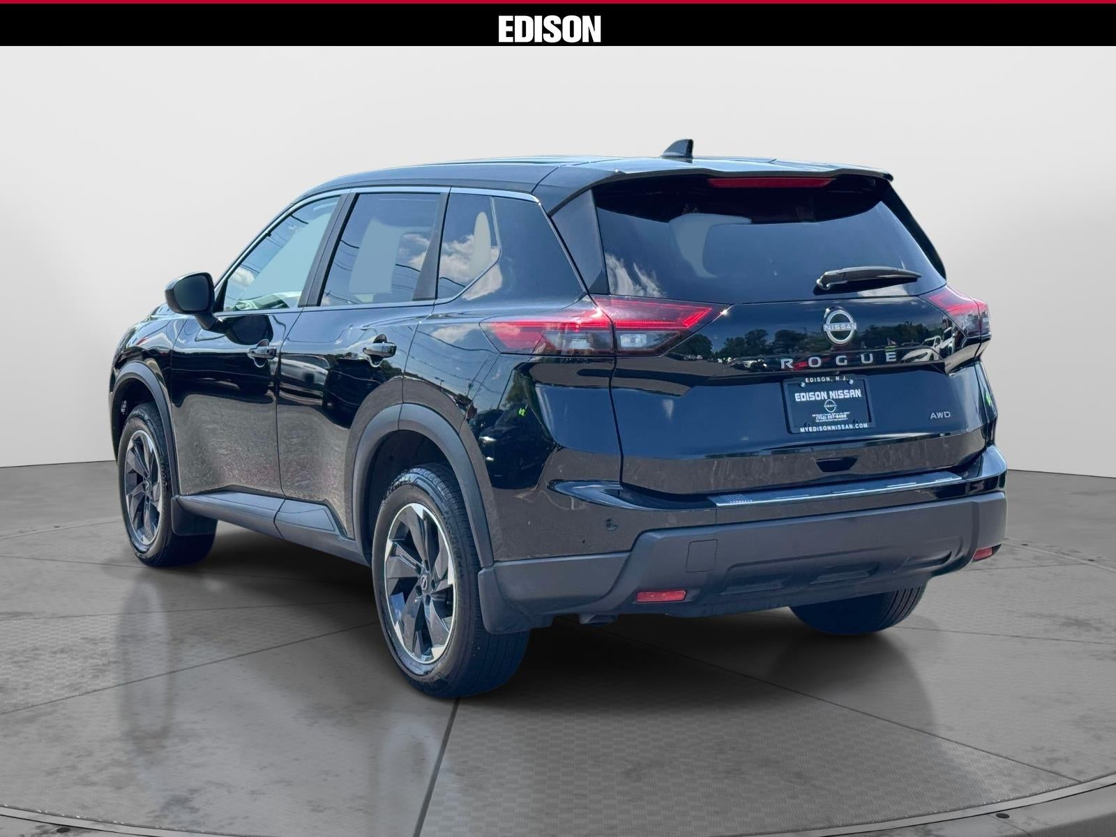 2025 Nissan Rogue AWD SV
