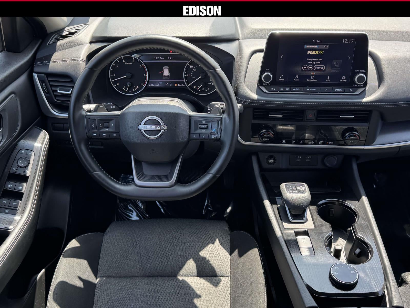 2025 Nissan Rogue AWD SV