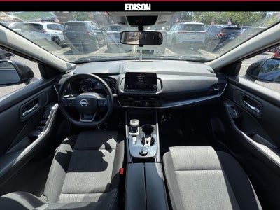2025 Nissan Rogue AWD SV