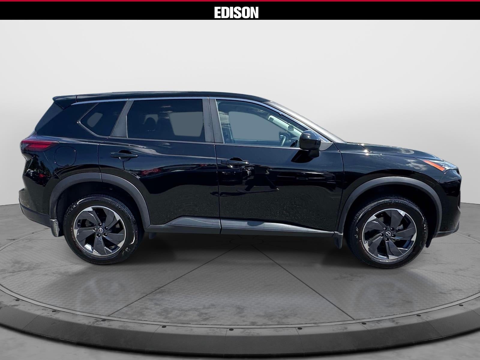 2025 Nissan Rogue AWD SV