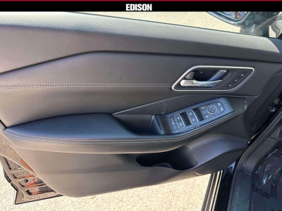 2024 Nissan Rogue AWD Platinum