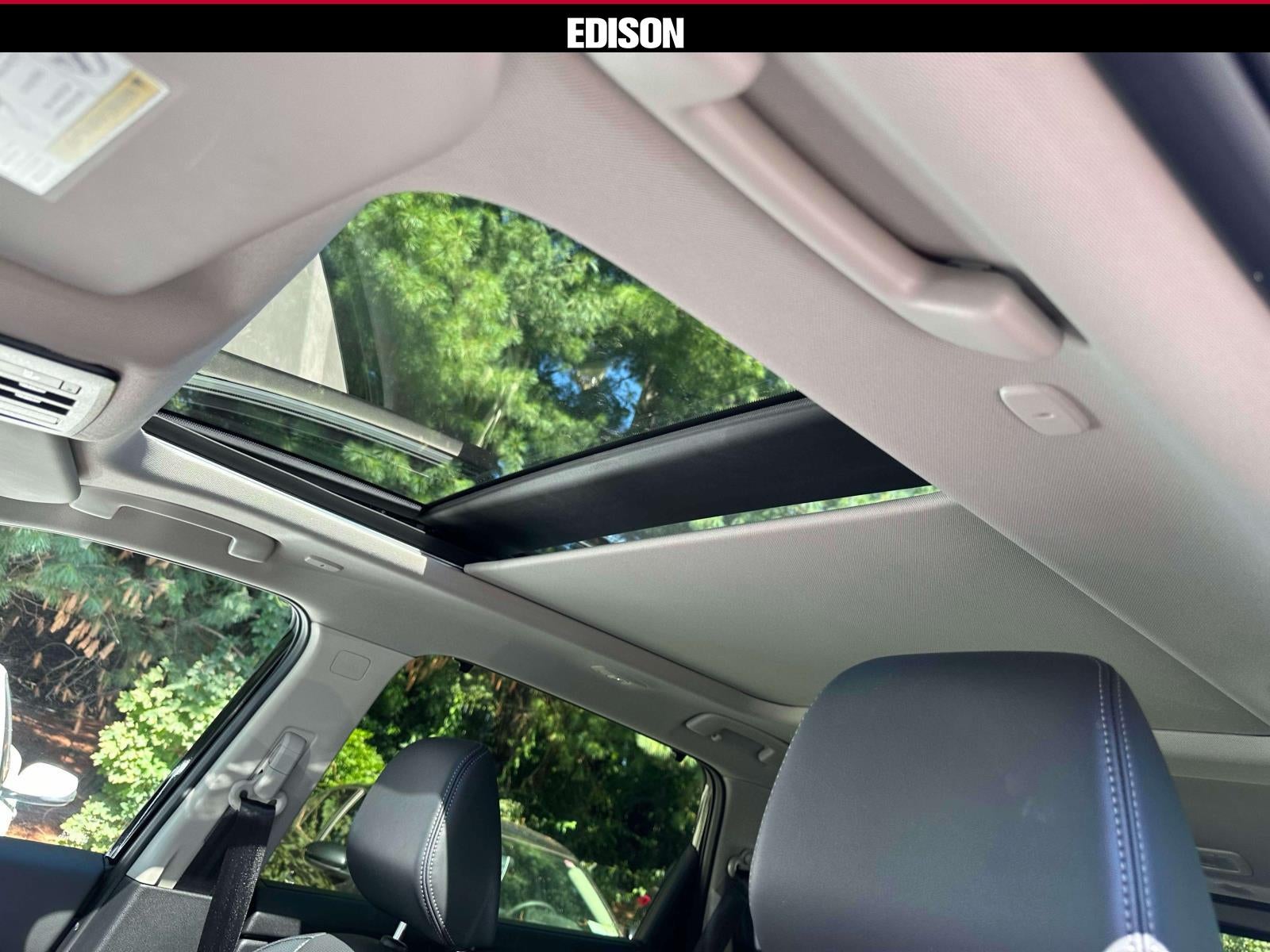2024 Nissan Rogue AWD Platinum