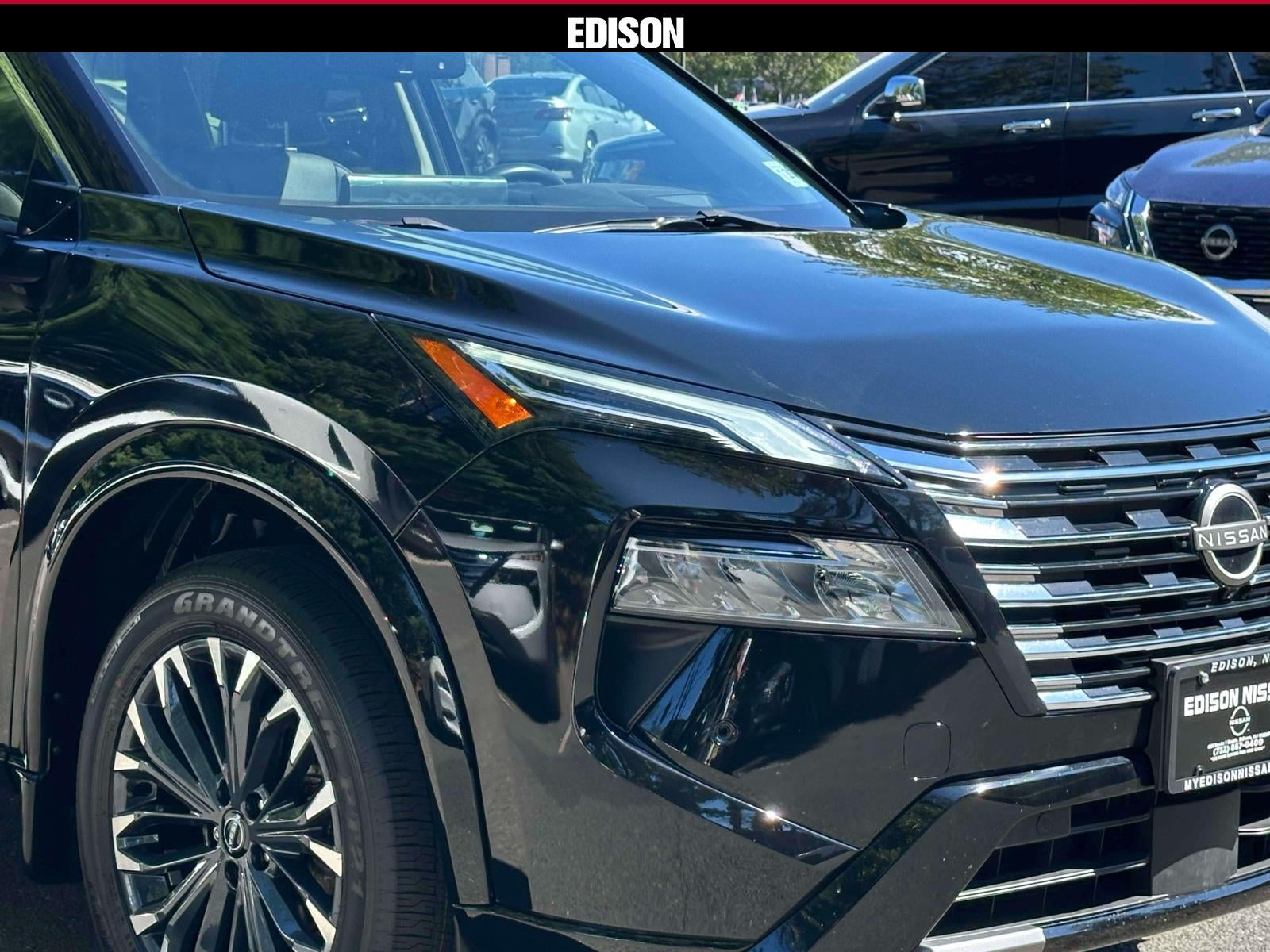 2024 Nissan Rogue AWD Platinum