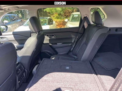 2024 Nissan Rogue AWD Platinum