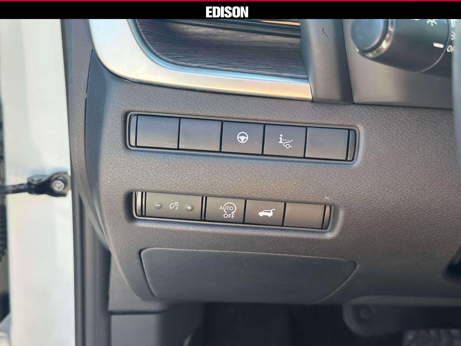 2025 Nissan Rogue AWD Platinum