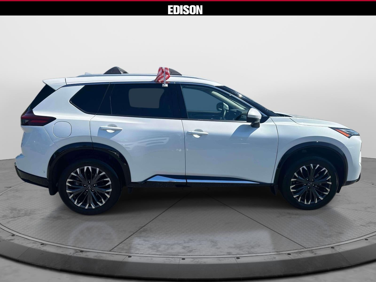 2025 Nissan Rogue AWD Platinum