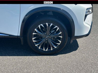 2025 Nissan Rogue AWD Platinum