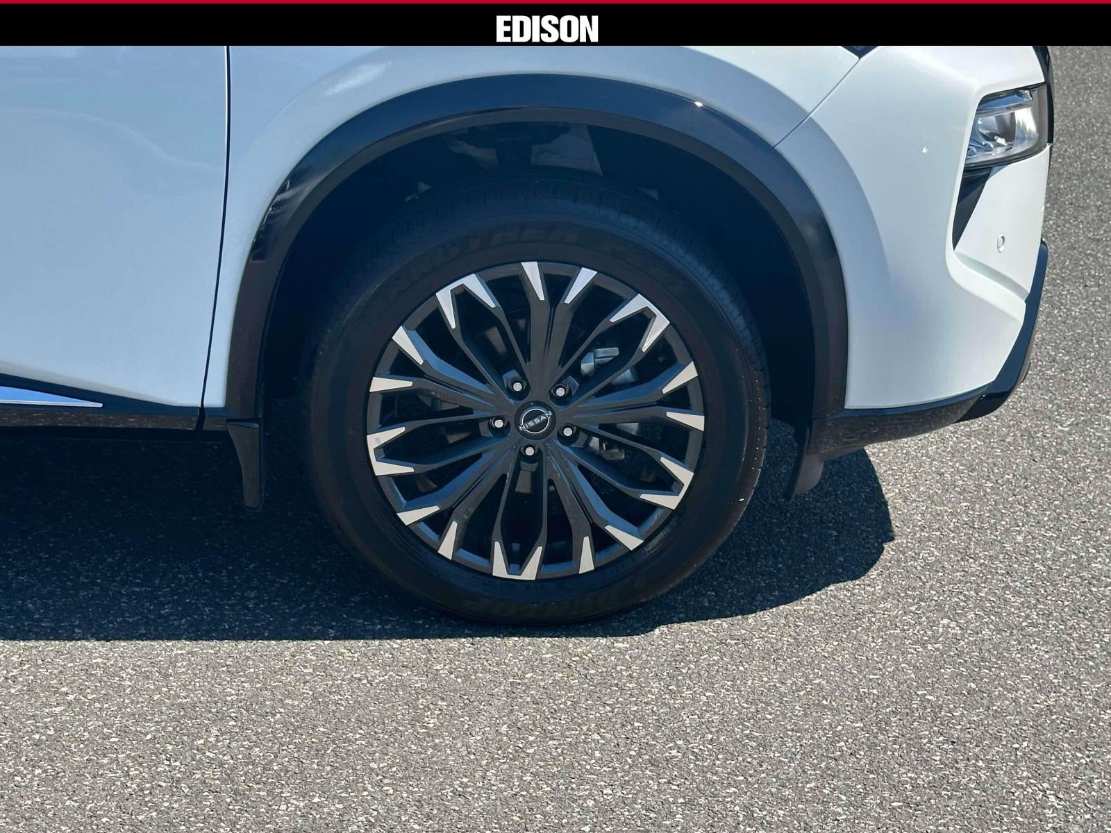2025 Nissan Rogue AWD Platinum